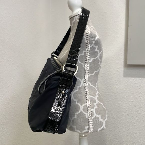 Cole Haan boho shoulder bag - Picture 4 of 8